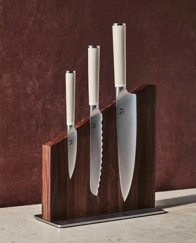 Material The Knives And Stand Set In Multi