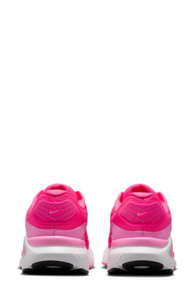 Nike Structure 26 Running Shoe In Red