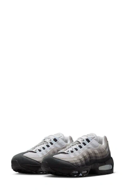 Nike Air Max 95 Og Sneaker In White