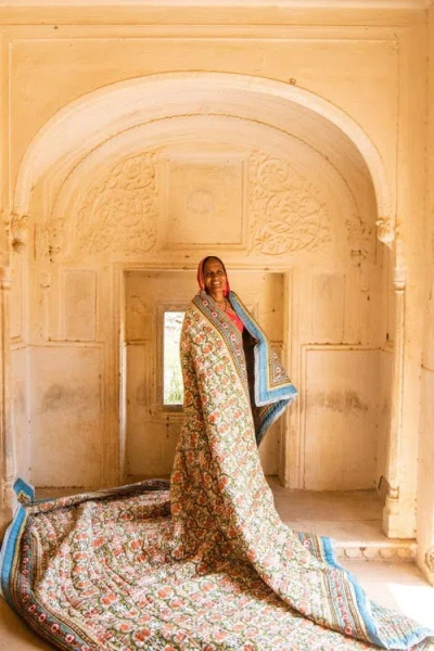 Cqc La Topanga Quilt Bedding Set With 2 Shams In Multi