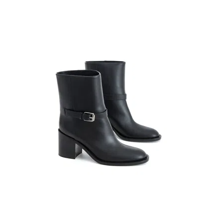 Burberry Black Leather Women's Boot In Black