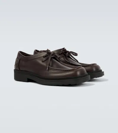 Bottega Veneta Round Toe Leather Lace-up Shoes For Men In Brown