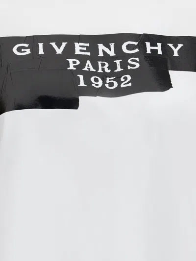 Givenchy White T-shirt With Lettering Logo On The Front In Cotton Woman In White
