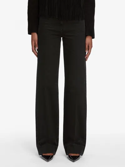 Frame The Streamline In Black