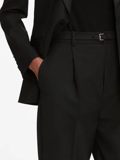 Frame The Cuffed Pleated Trouser Pants In Black