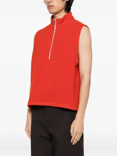 Rier Wool Gilet In Red