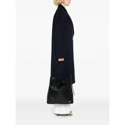 Apc A.p.c. Women Vera Leather Shoulder Bag In Black