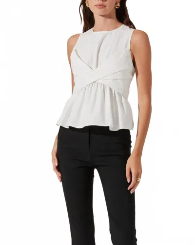 Astr The Label Isela Twist Overlay Cotton Top In White