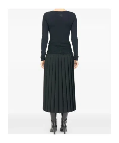 Mm6 Maison Margiela Black Tshirt With Numeric Patch And Tape Detail In Black