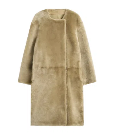 Totême Toteme Main Shearling Coat In Brown