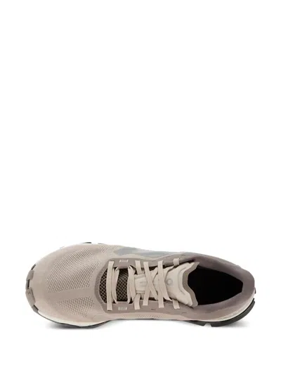On Cloudflow 5 Low-top Sneakers In Neutral