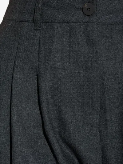 褶饰羊毛锥形裤