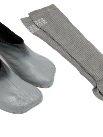 Mm6 Maison Margiela Stylish Block Heel Round Toe Pumps In Gray