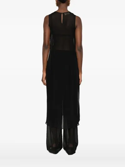 Danamè Clasp-detail Sleeveless Top In Black