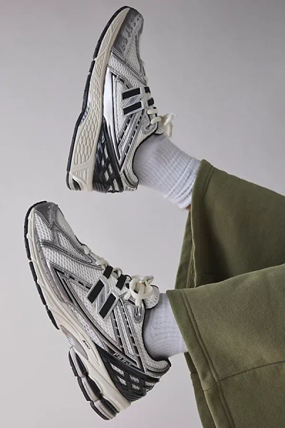 New Balance Multicolor Low Top Sneakers With Logo Detail On The Rear In Tech Fabric Man In Multi