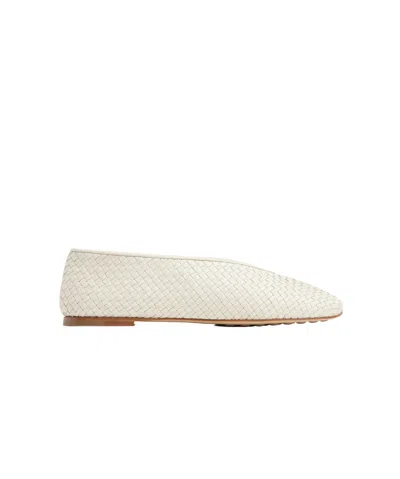 Bottega Veneta Intrecciato Leather Ballet Flats In Neutral