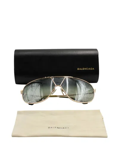 Pre-owned Balenciaga Gradient-lens Sunglasses In Gold