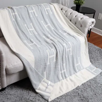 Fashnzfab Initial H Patterned Reversible Throw Blanket In White