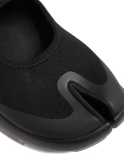 Tabi Footwear Split-toe Sneakers In Black