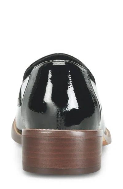 Korks Frey Patent Loafer In Black