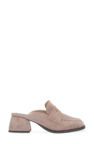 Chocolat Blu Delilah Block Heel Mule In Brown