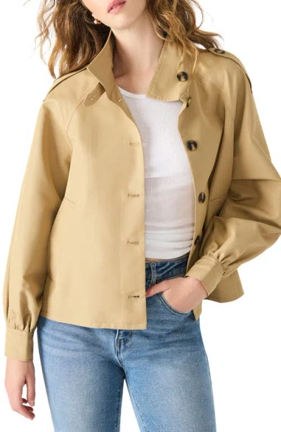 Steve Madden Kaylee Cotton Blend Crop Trench Coat In Neutral