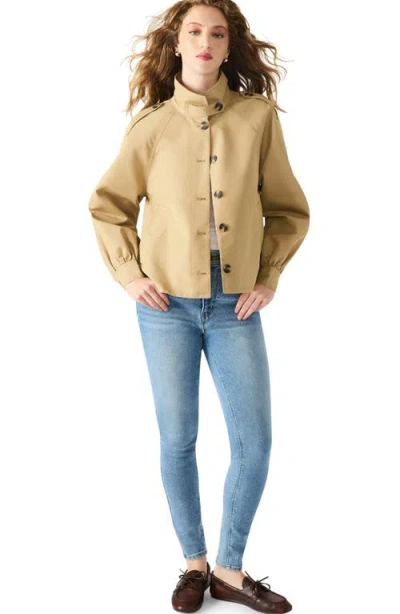 Steve Madden Kaylee Cotton Blend Crop Trench Coat In Neutral