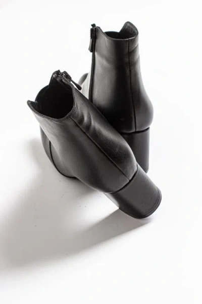Forever & Always Shoes Finda Leather Block Heel Boot In Black