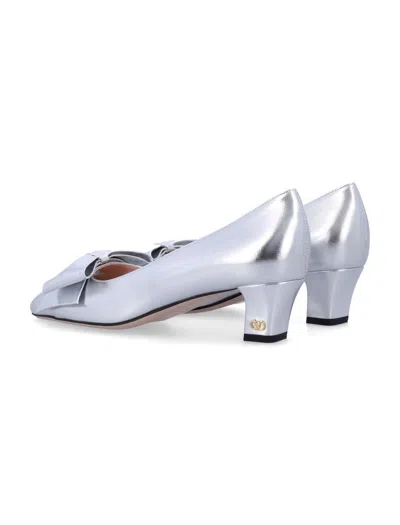 Valentino Garavani 45mm Bowow Leather Pumps In Silver