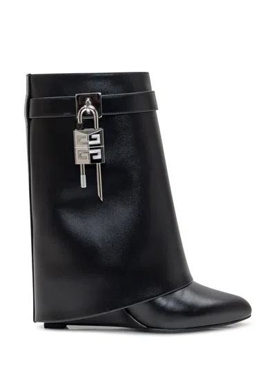 Givenchy Boots In Black