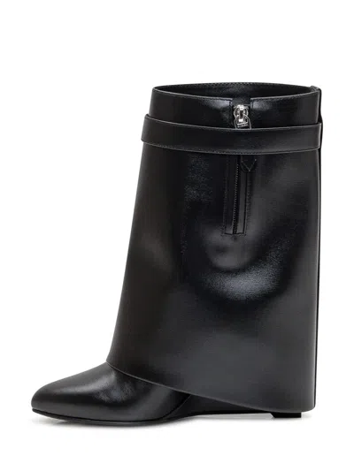 Givenchy Boots In Black