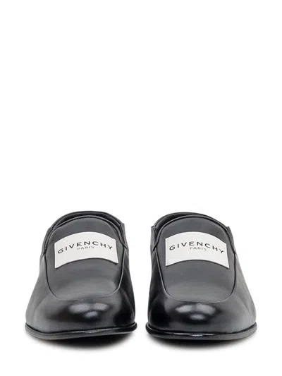 Givenchy Logo Label Leather Loafers In Black