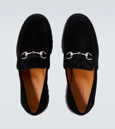 Gucci Suede Loafers Featuring Metallic Buckle In Black