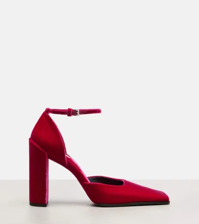 Alaïa Square-toed High Heels In Red