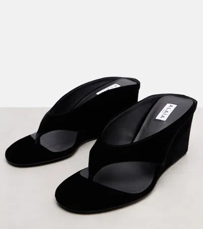 Alaïa Thong Mules With Wedge In Black Velvet In Black