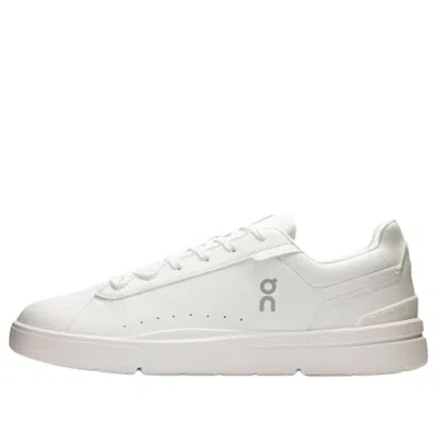 On Running The Roger Advantage In White