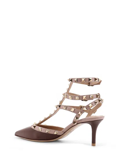 Valentino Rockstud 65 Two-tone Leather Pumps In Brown