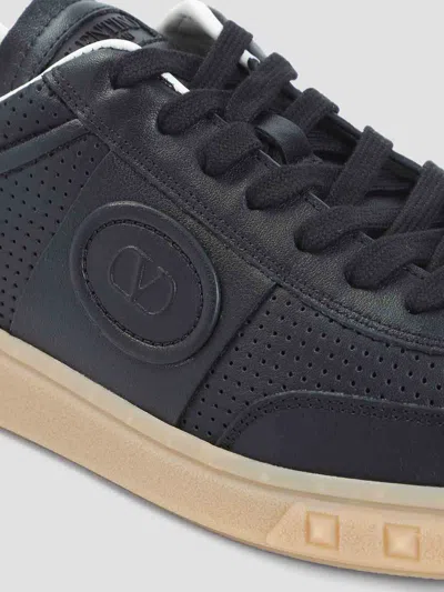 Valentino Upvillage Sneakers In Black