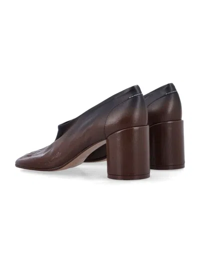 Mm6 Maison Margiela Block Heel Round Toe Anatomic Pumps In Brown