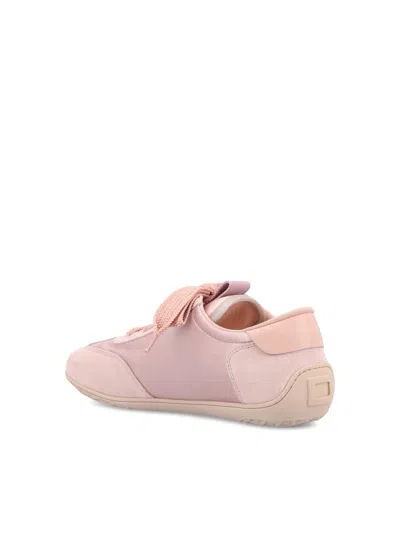 Roger Vivier Viv Low Sneakers In Suede In Pink