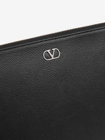 Valentino Garavani Leather Hand Bag In Black
