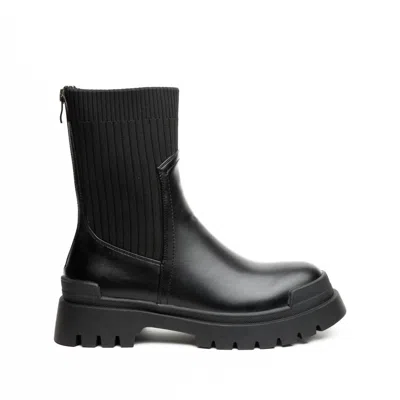 Exe' Women's T3653-m2587 Platform Ankle Boots In Black In Black