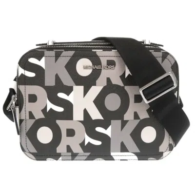 Pre-owned Michael Kors Pvc Shoulder Bag () In Multi