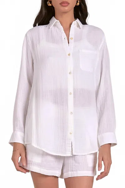 Elan Long Sleeve Button Down Top In White In Pink
