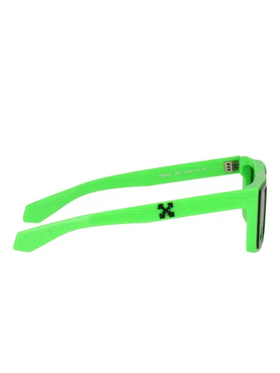 长方形镜框太阳眼镜