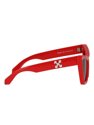 Off-white Cat-eye Logo-detail Sunglasses In Red