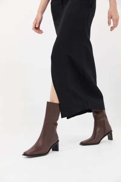 St Agni Block Heel Leather Border Boots In Brown
