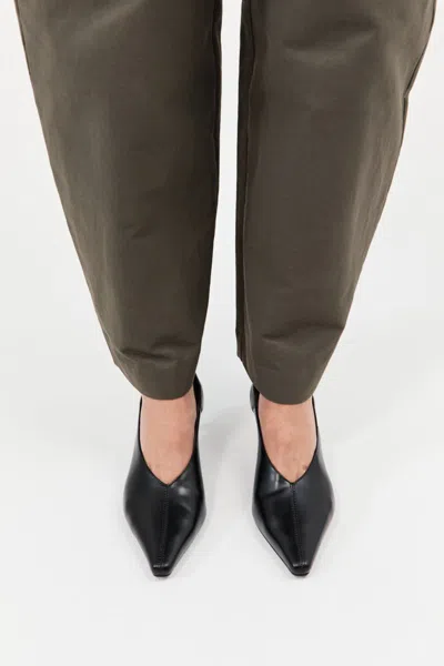 St Agni Classic Fold Heel In Black