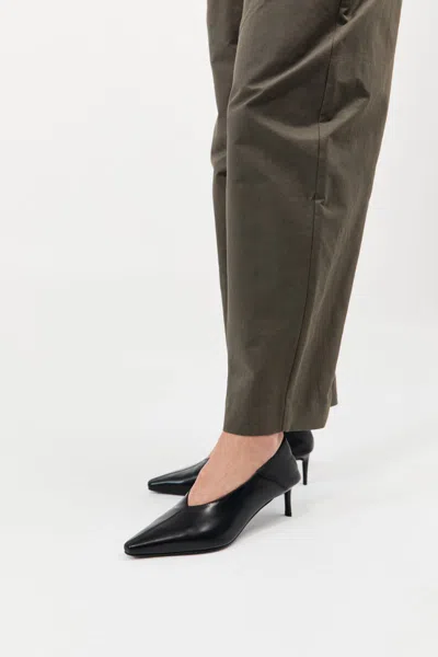 St Agni Classic Fold Heel In Black