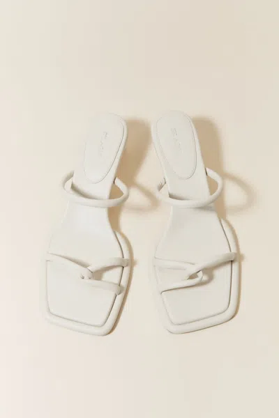 St Agni Loop Heel In White